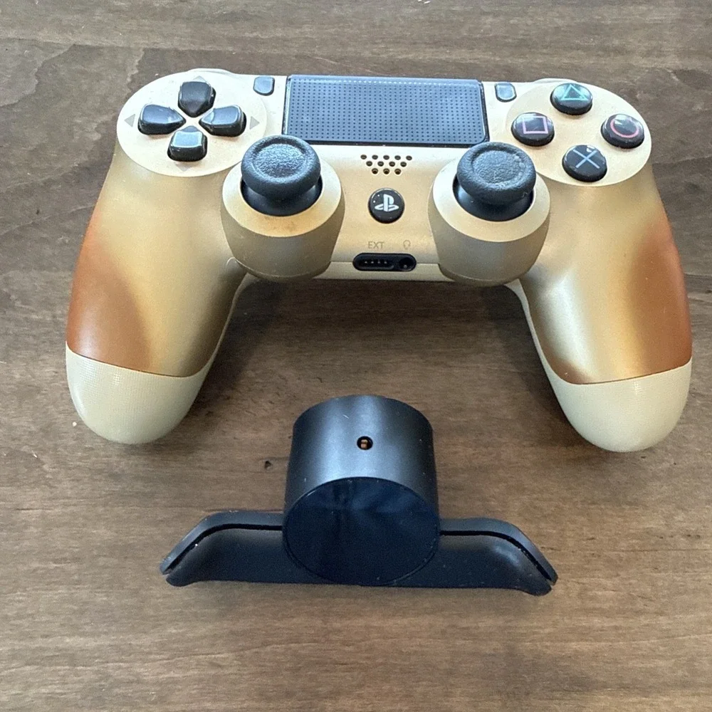 PlayStation 4 PS4 DualShock 4 Wireless Controller - Gold CUH-ZCT2U